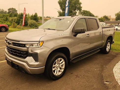 Used 2024 Chevrolet Silverado 1500 RST AWD/4WD image 3