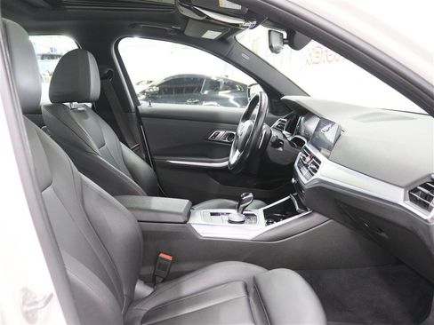 Used 2019 BMW 330i xDrive Sedan w/ Convenience Package AWD/4WD image 28