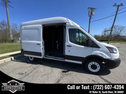 Used 2019 Ford Transit 250 148 High Roof image 16