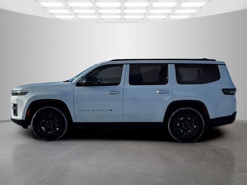 New 2026 Jeep Grand Wagoneer Limited AWD/4WD image 4