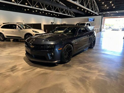 Used 2014 Chevrolet Camaro ZL1 RWD image 2