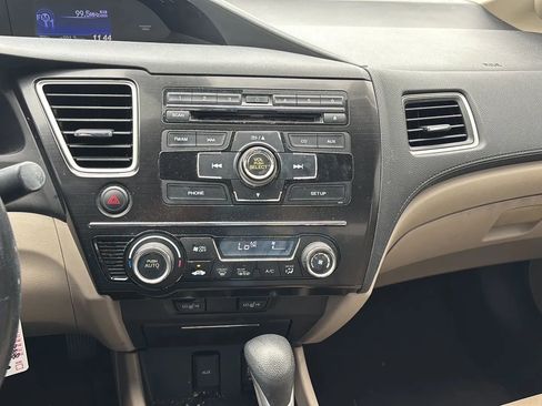 Used 2013 Honda Civic Hybrid Sedan image 14