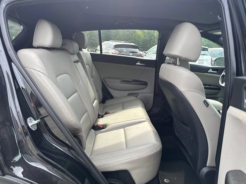 Used 2020 Kia Sportage S w/ S Sunroof Package AWD/4WD image 11