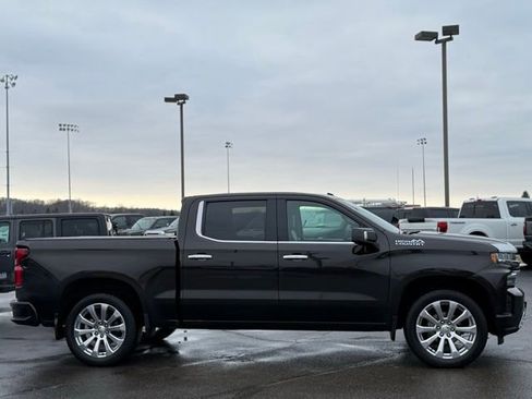 Used 2019 Chevrolet Silverado 1500 High Country w/ Technology Package image 42