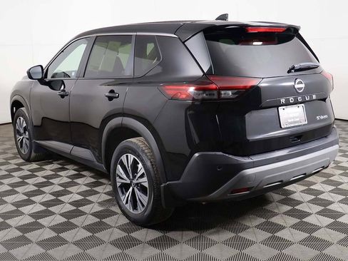 Used 2023 Nissan Rogue SV image 7