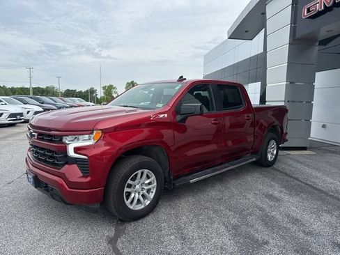 Certified 2024 Chevrolet Silverado 1500 RST w/ Z71 Off-Road Package AWD/4WD image 3