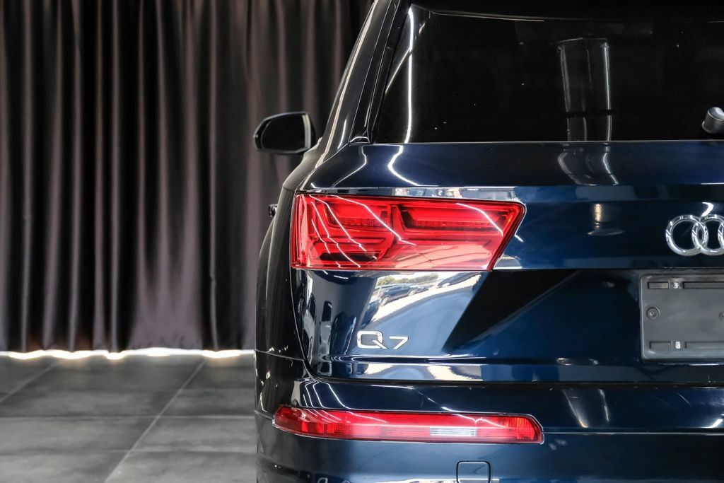 Used 2018 Audi Q7 2.0T Premium Plus AWD/4WD image 54