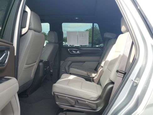 Used 2024 Chevrolet Tahoe LT w/ LT Signature Package image 15