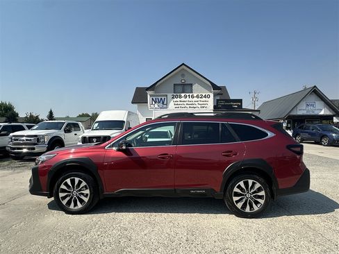 Used 2025 Subaru Outback Limited AWD/4WD image 49