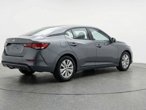 Used 2025 Nissan Sentra S FWD image 9