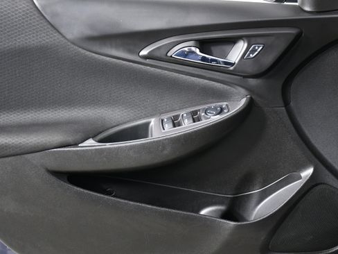 Used 2025 Chevrolet Malibu LS image 21