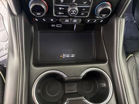 Used 2022 Chevrolet Tahoe Premier image 36