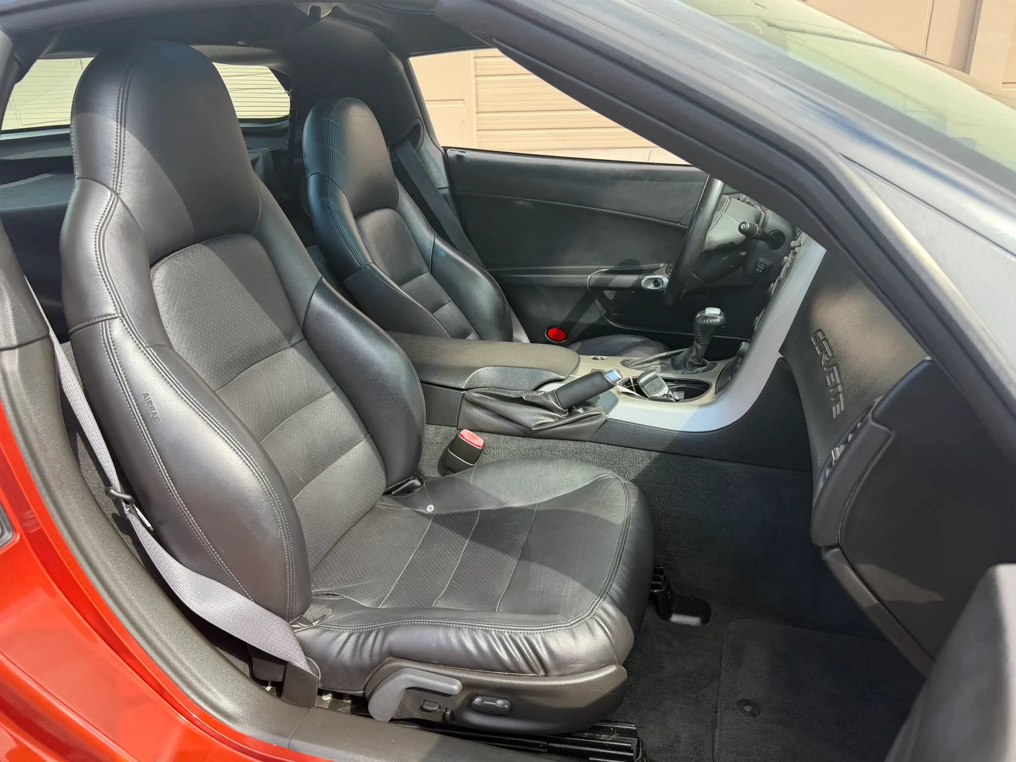Used 2005 Chevrolet Corvette Coupe w/ Preferred Equipment Group RWD image 15