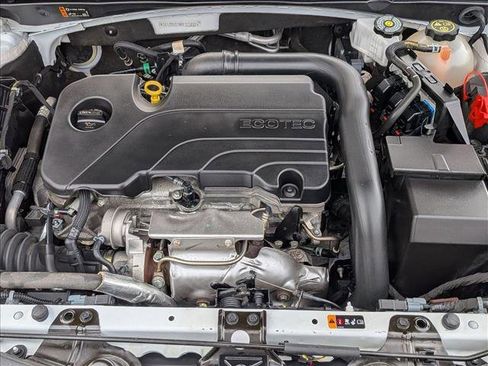 Used 2023 Chevrolet Malibu LT image 25