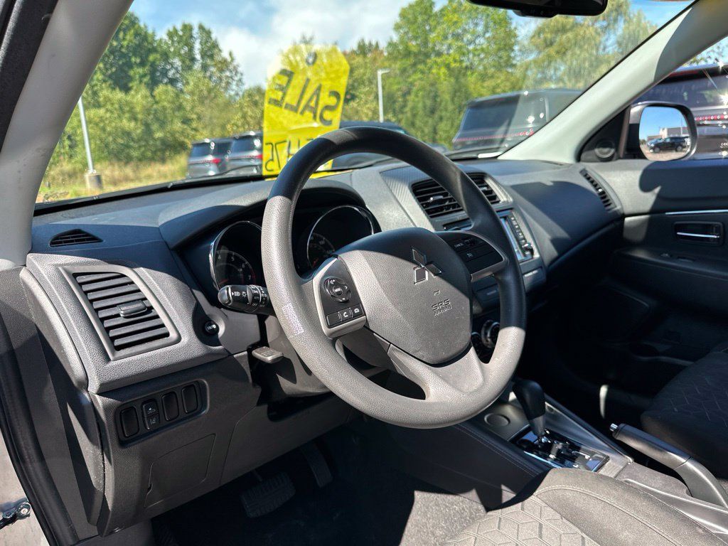 Used 2022 Mitsubishi Outlander Sport FWD image 36