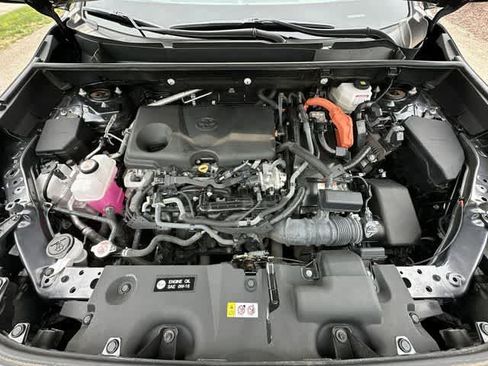 Used 2024 Toyota RAV4 XLE w/ Convenience Package AWD/4WD image 26