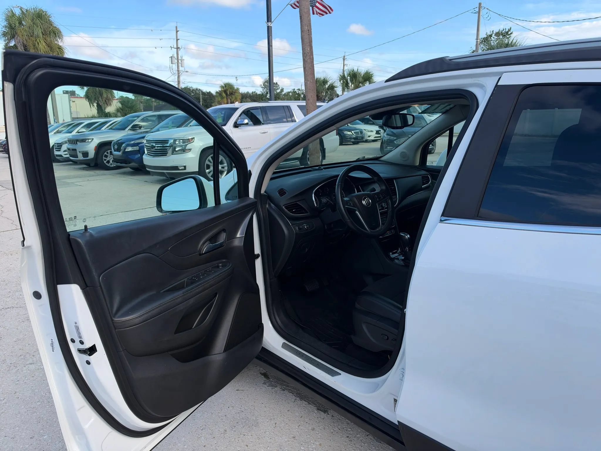 Used 2017 Buick Encore Preferred FWD image 18