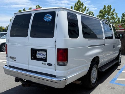 Used 2011 Ford E-350 and Econoline 350 XLT RWD image 5