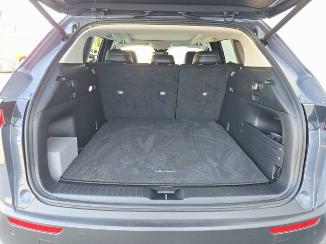 Certified 2026 MAZDA CX-50 AWD 2.5 Hybrid w/ Cargo Package image 11