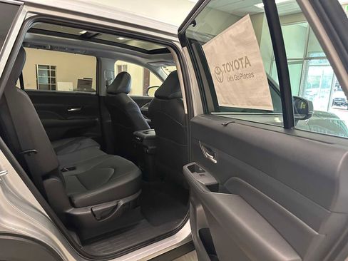 New 2026 Toyota Grand Highlander XLE AWD/4WD image 26