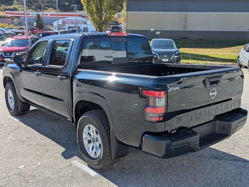 New 2026 Nissan Frontier S image 5