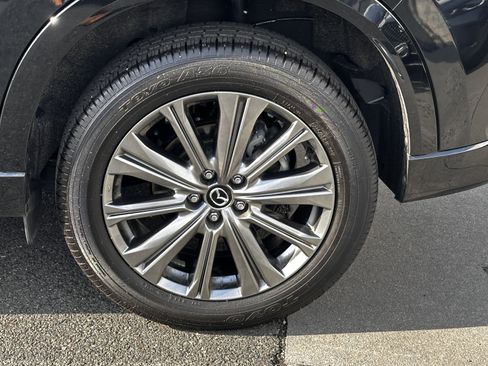 Certified 2025 MAZDA CX-5 Signature image 17