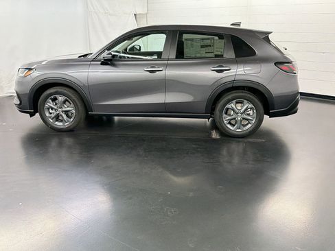 New 2026 Honda HR-V LX image 2