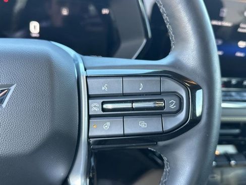 Used 2024 Chevrolet Colorado ZR2 w/ ZR2 Convenience Package III image 30