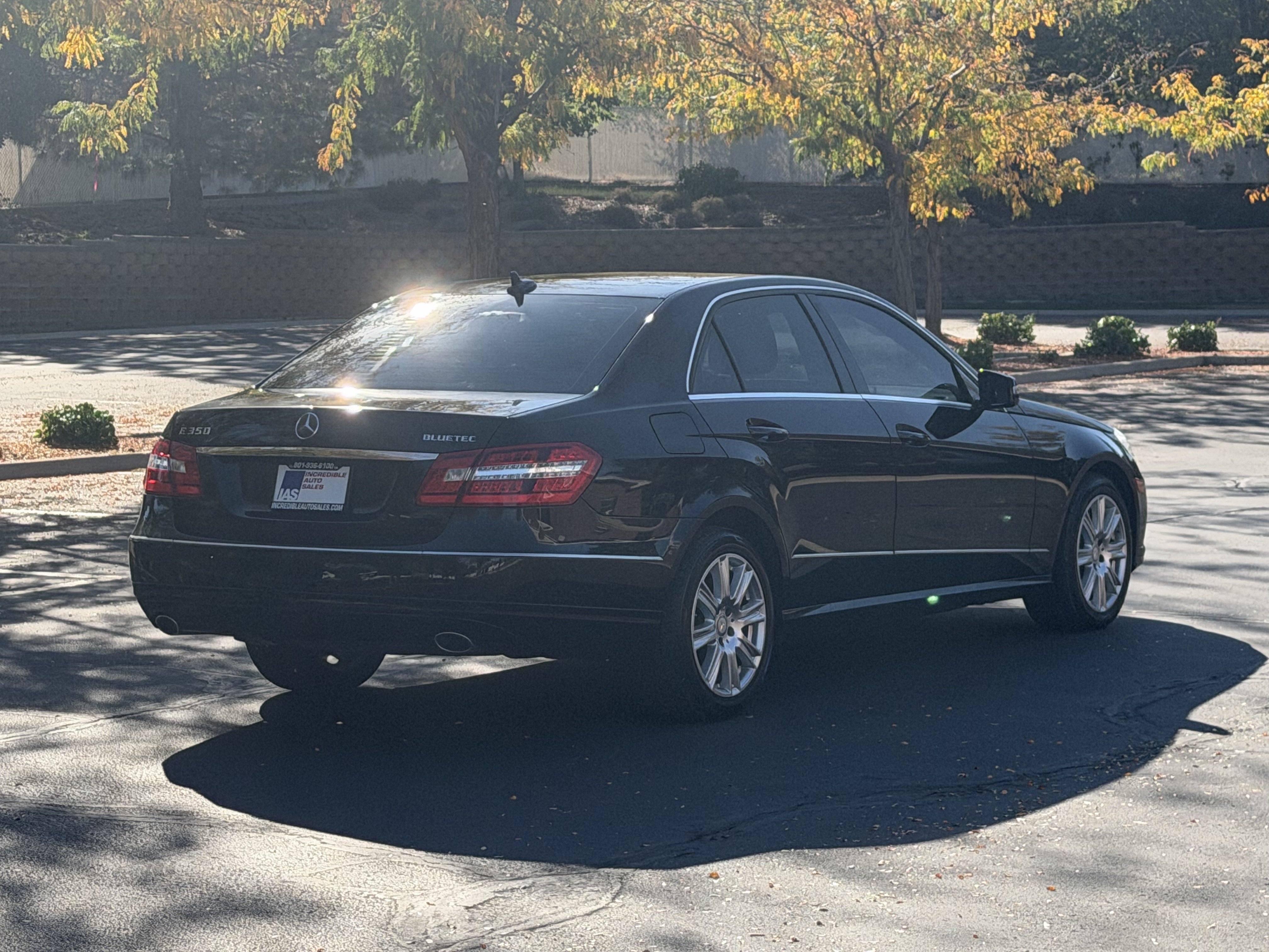 Used 2013 Mercedes-Benz E 350 BlueTEC Sedan image 6