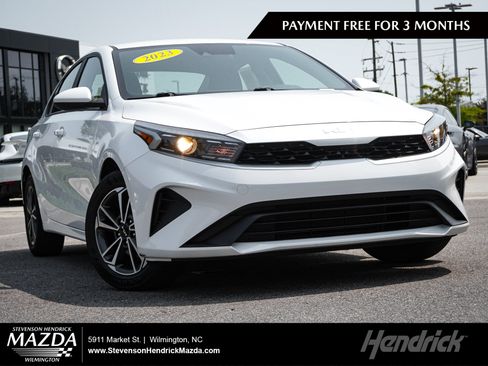 Used 2023 Kia Forte LXS FWD image 1