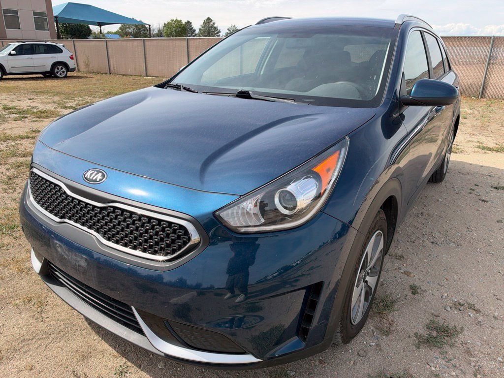 Used 2019 Kia Niro LX FWD image 1