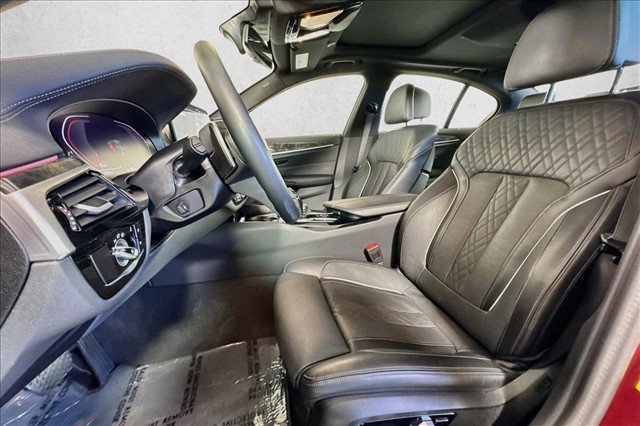 Used 2023 BMW 540i w/ Premium Package RWD image 19