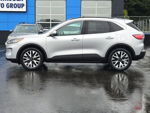 Used 2020 Ford Escape SEL image 4