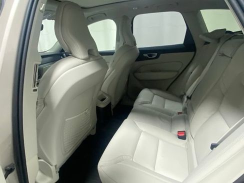 Used 2025 Volvo XC60 T8 Ultra w/ Climate Package AWD/4WD image 13