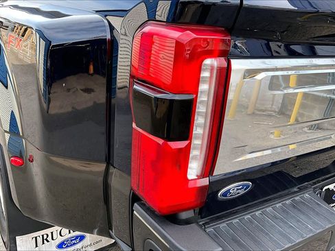 Used 2024 Ford F350 King Ranch image 23