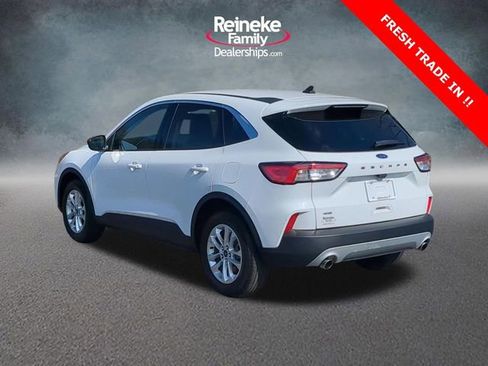 Used 2022 Ford Escape SE w/ Cold Weather Package image 8