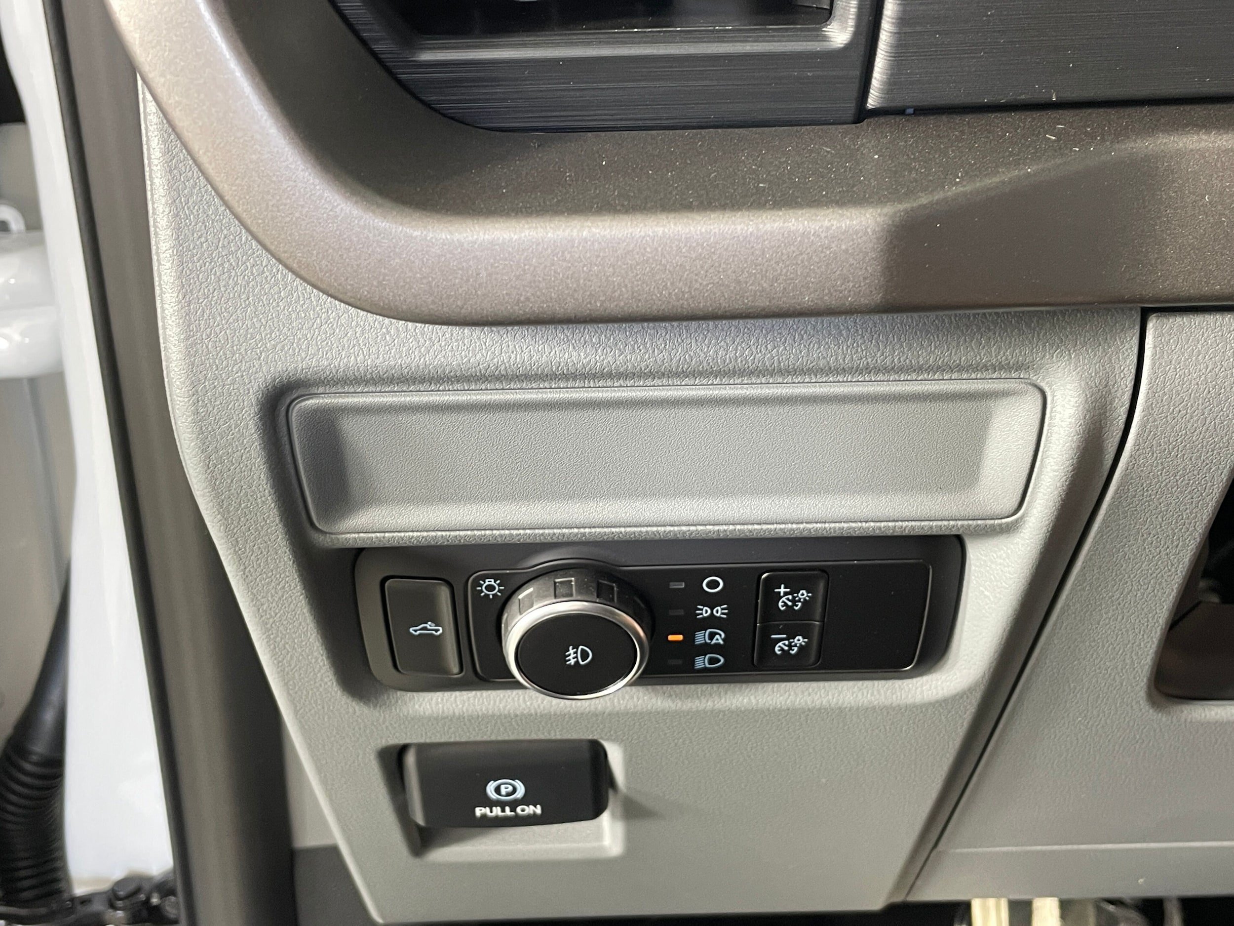 New 2026 Ford F150 XLT w/ FX4 Off-Road Package AWD/4WD image 11