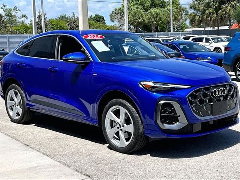 Certified 2025 Audi Q5 Premium Plus w/ Premium Plus AWD/4WD image 2