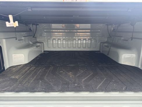 Certified 2024 Ford Maverick XLT image 18