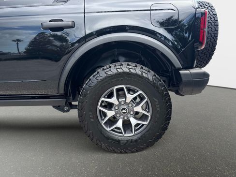 Used 2024 Ford Bronco Badlands AWD/4WD image 10