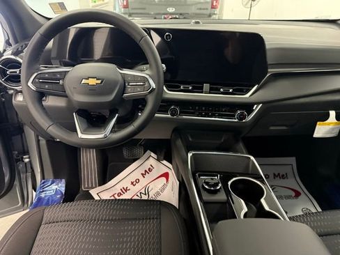 New 2026 Chevrolet Equinox LT image 17