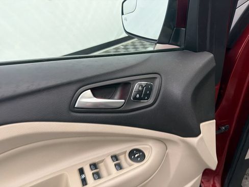 Used 2014 Ford Escape Titanium FWD image 12