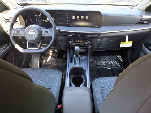 New 2026 Nissan Kicks SV image 23