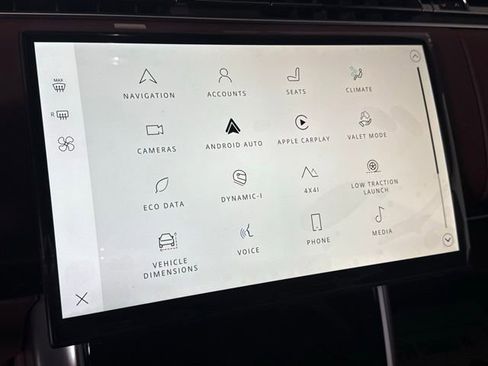 New 2026 Land Rover Range Rover SE image 31