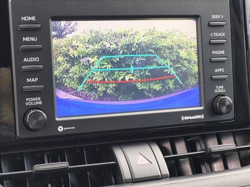 Used 2021 Toyota RAV4 LE FWD image 7