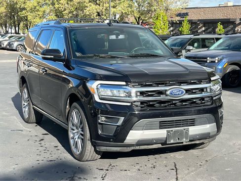 Used 2024 Ford Expedition Limited AWD/4WD image 4