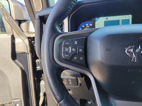 Certified 2022 Ford Bronco Outer Banks image 8