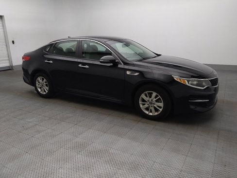 Used 2018 Kia Optima LX image 11