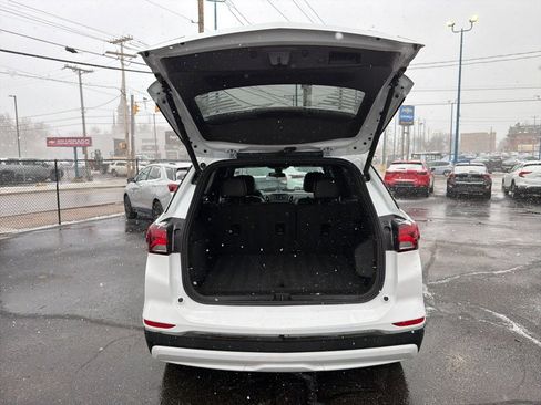 Used 2023 Chevrolet Equinox RS image 13
