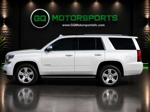 Used 2017 Chevrolet Tahoe Premier AWD/4WD image 4
